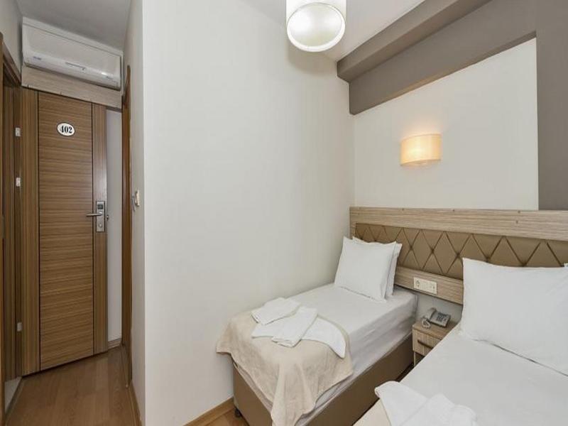 Otel Metrolux