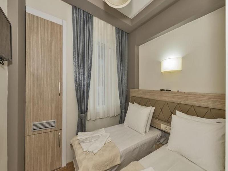 Otel Metrolux
